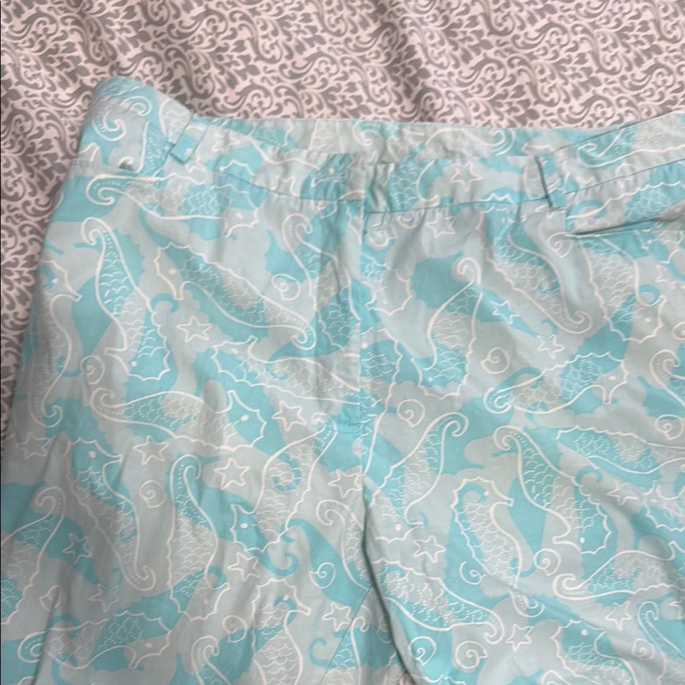 Lilly Pulitzer Blue sealife  capris